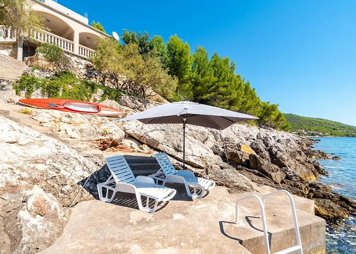 Apartment Apartments By The Sea Cove Zaglav, Korcula - 12208 Prizba